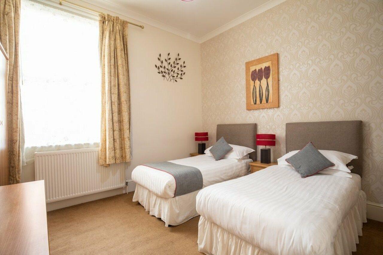The Berkeley Guesthouse Eastbourne Eksteriør billede