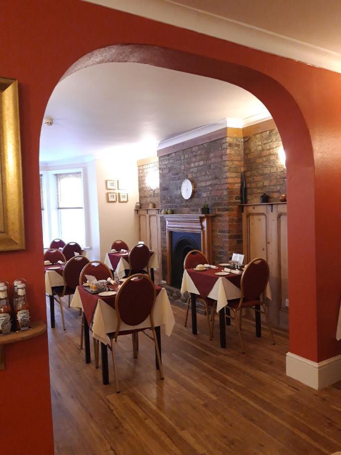 The Berkeley Guesthouse Eastbourne Eksteriør billede
