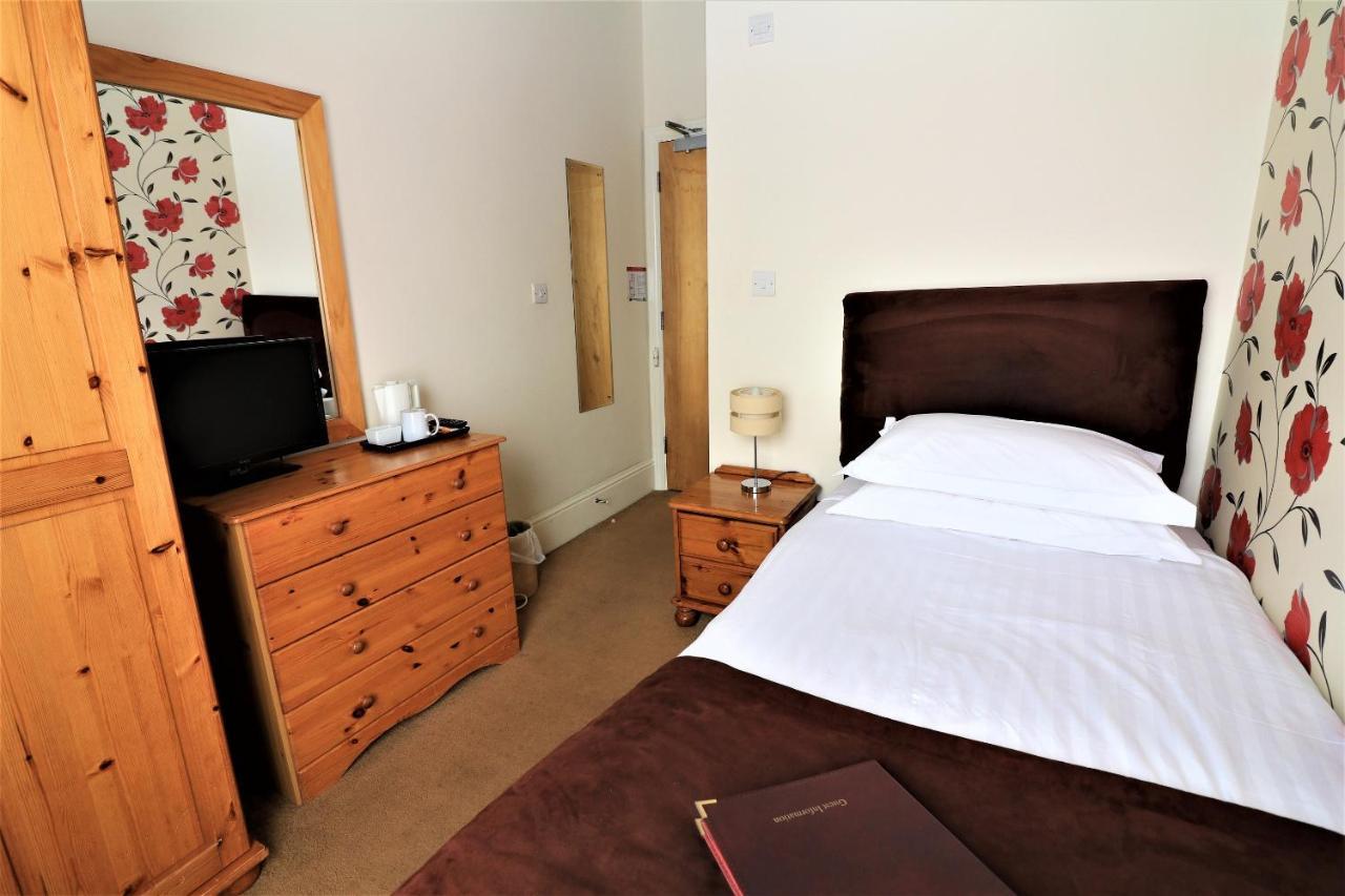 The Berkeley Guesthouse Eastbourne Eksteriør billede