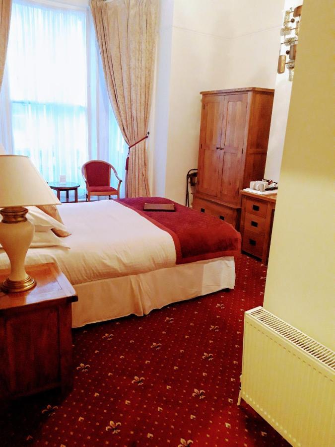 The Berkeley Guesthouse Eastbourne Eksteriør billede